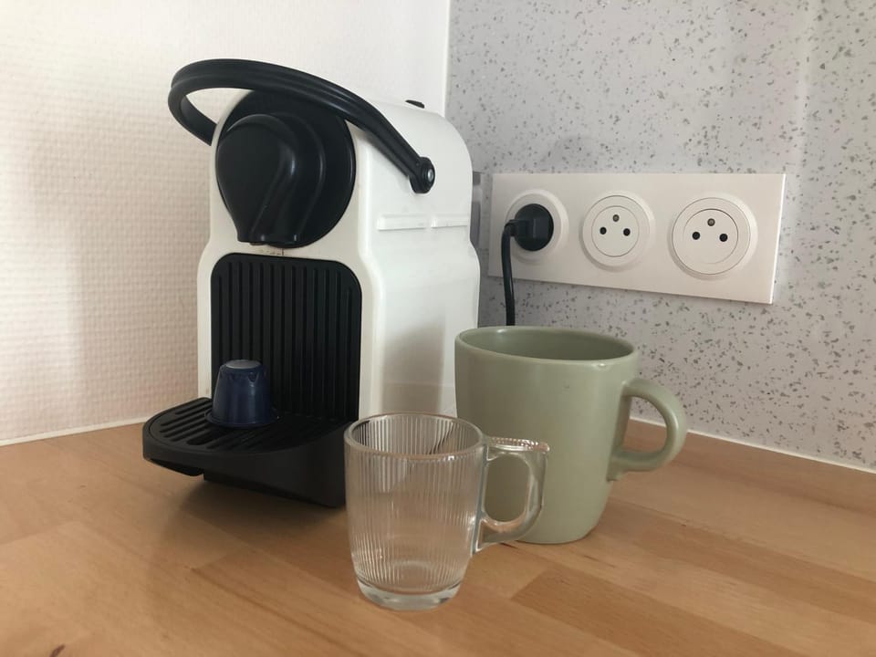 Coffee/tea facilities, Kitchen or kitchenette