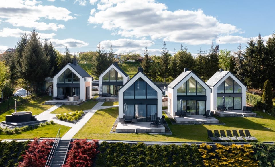 Property building, Bird's eye view, Garden view