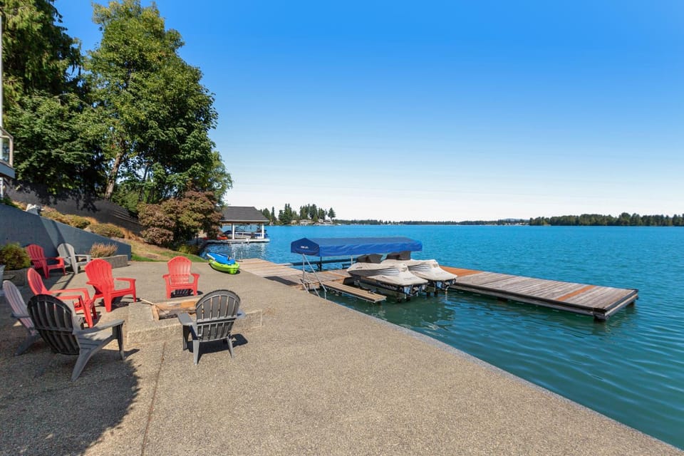 Zen Oasis On Lake Tapps House in King County