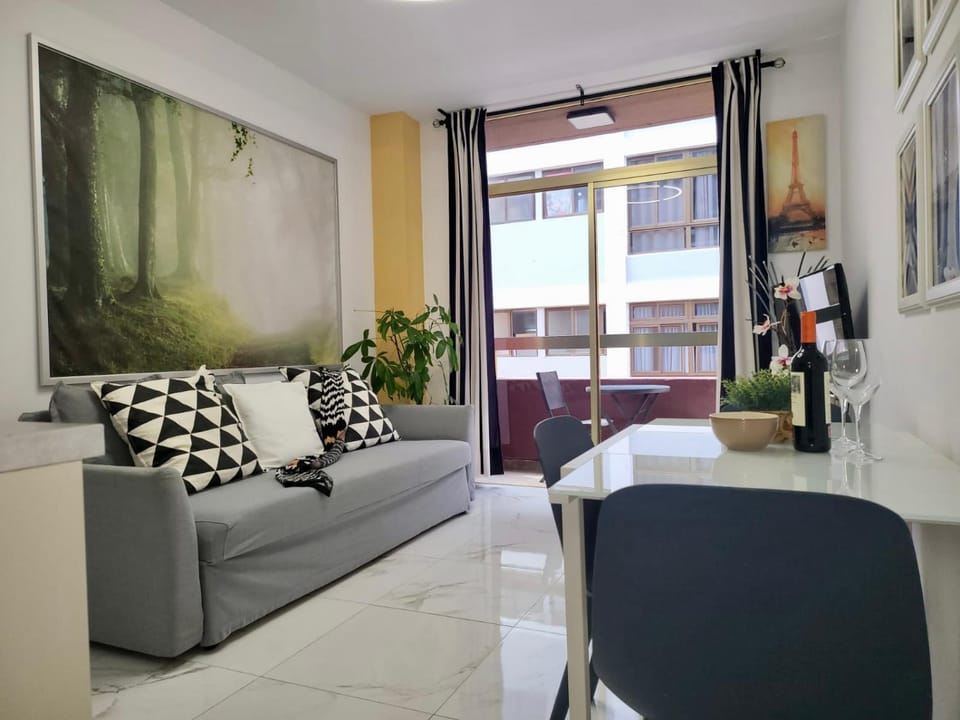 TV and multimedia, Living room, air conditioner
