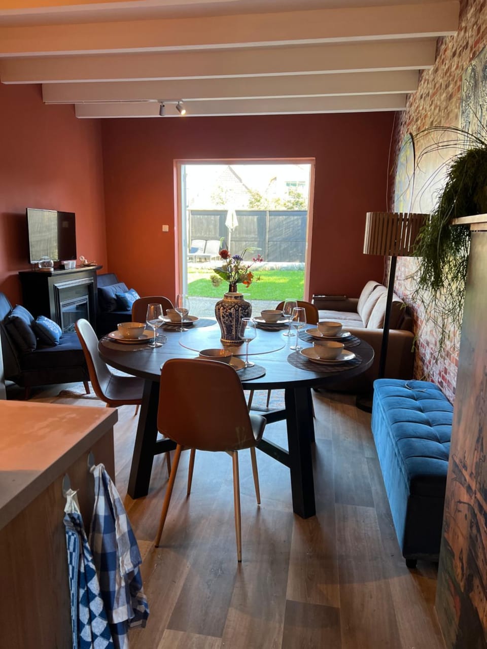 Photo of the whole room