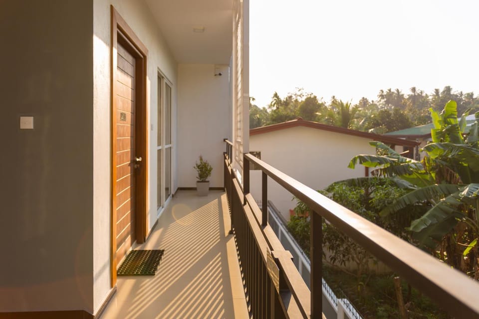 View (from property/room), View (from property/room), Mountain view, Street view