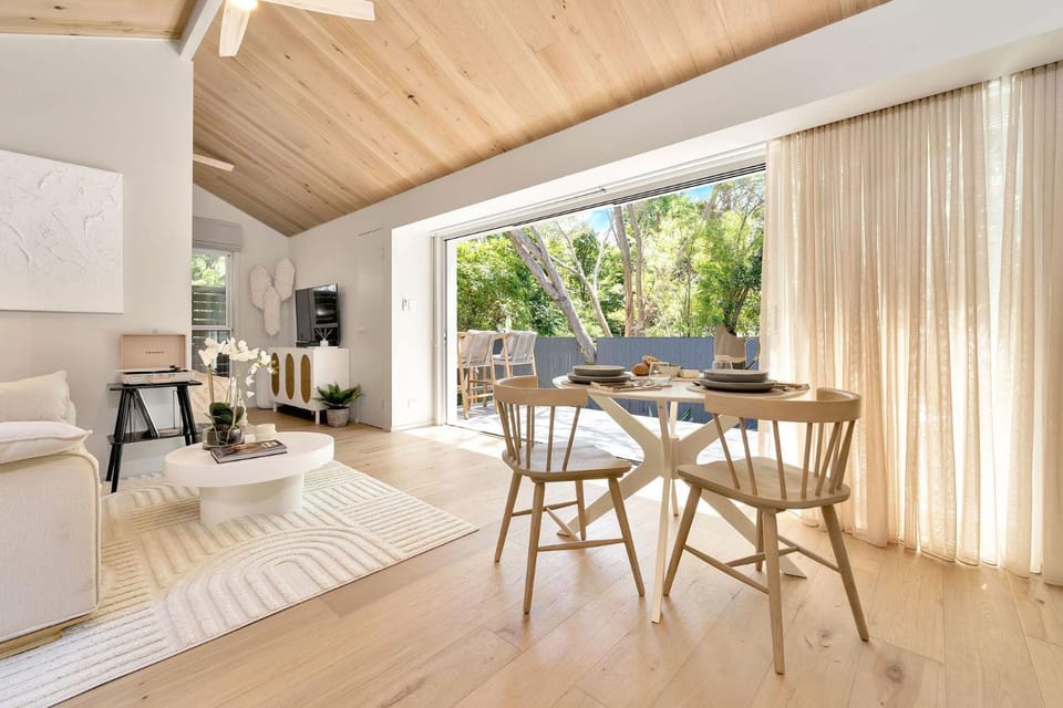 Akora Cabin at Hyams Beach Cabin in Vincentia