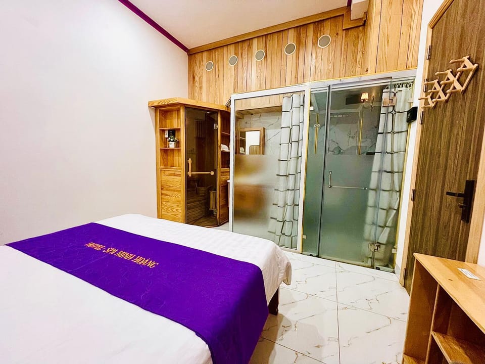Minh Hoàng Hotel - Phan Thiết Bed and Breakfast in Phan Thiet