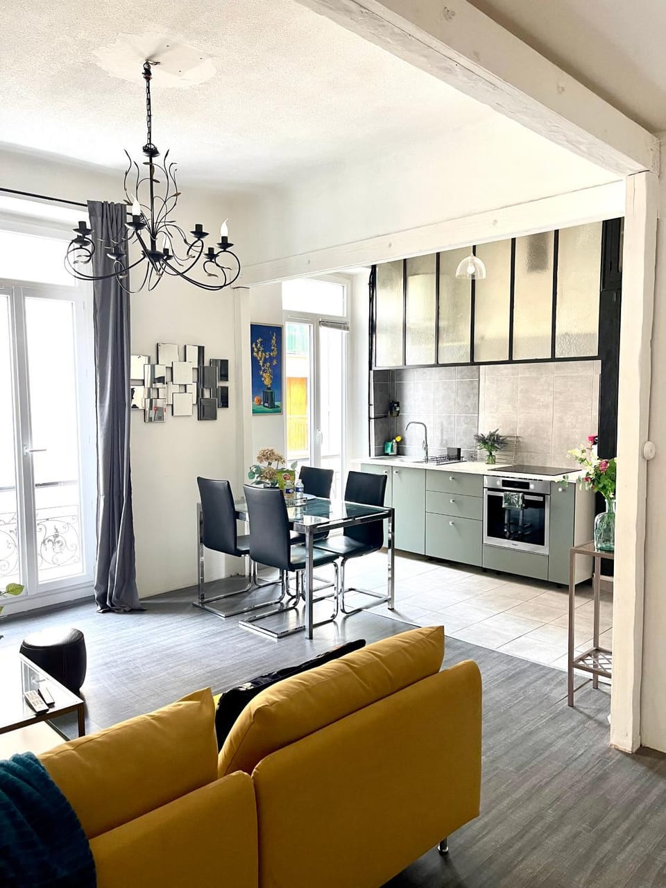 CÔTE D’AZUR Appart spacieux / lumineux Apartment in Toulon