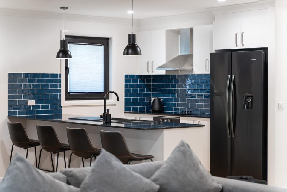 MèRose Place - Spacious Modern New House in Bathurst
