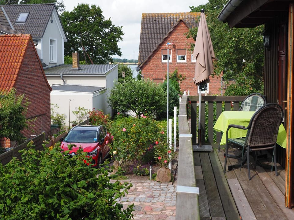 Property building, Balcony/Terrace