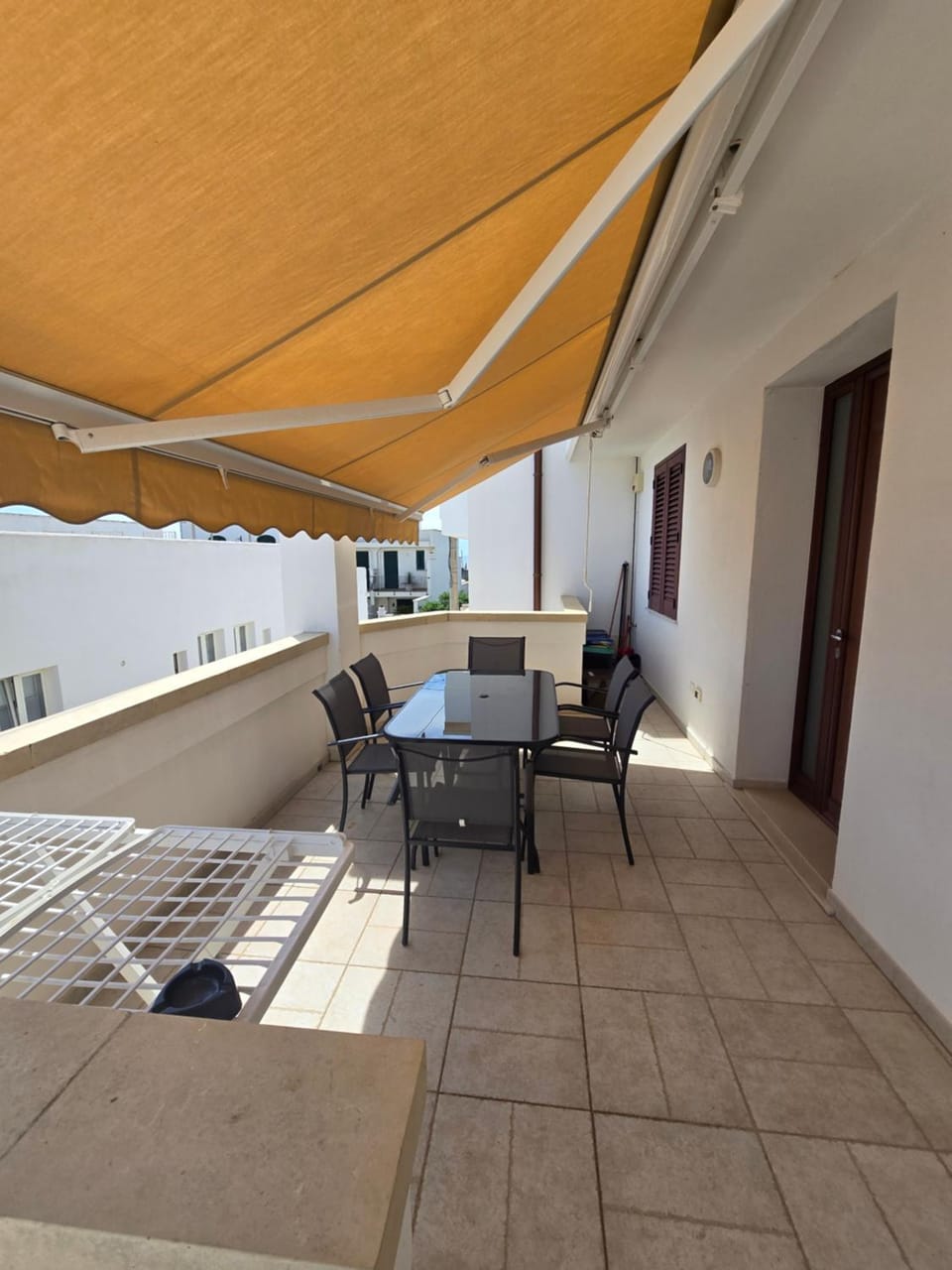 Property building, Balcony/Terrace