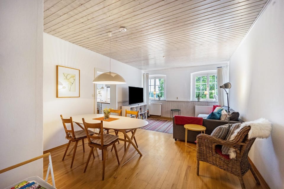 Property building, Living room