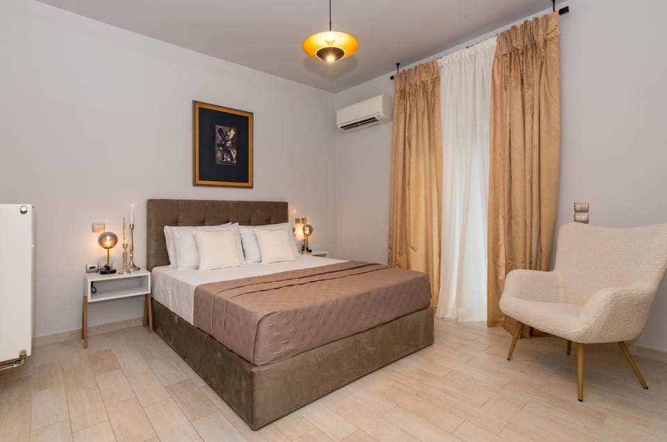 Bed, Bedroom, air conditioner