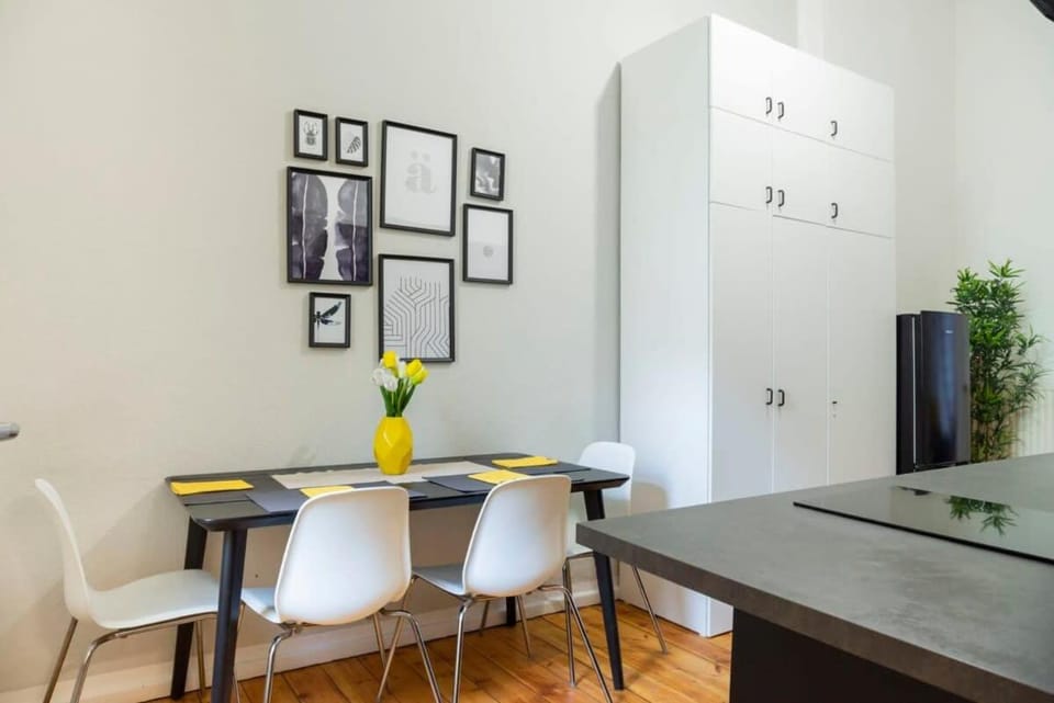 MODERN plus AC plus SelfCheckIn Apartment in Berlin