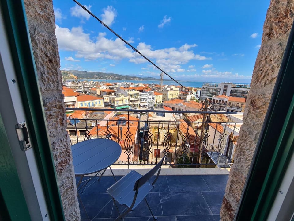 Gythio townhouse Apartment in Peloponnese Region