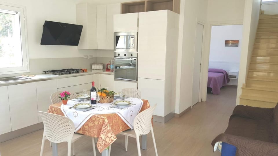 Kitchen or kitchenette, Living room, Dining area, stove