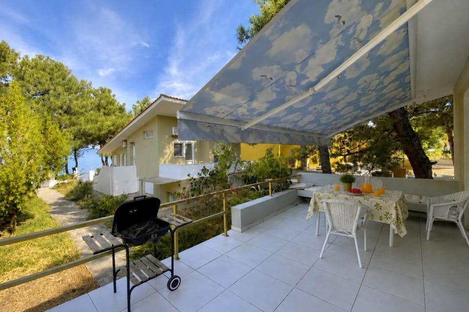 Property building, Balcony/Terrace
