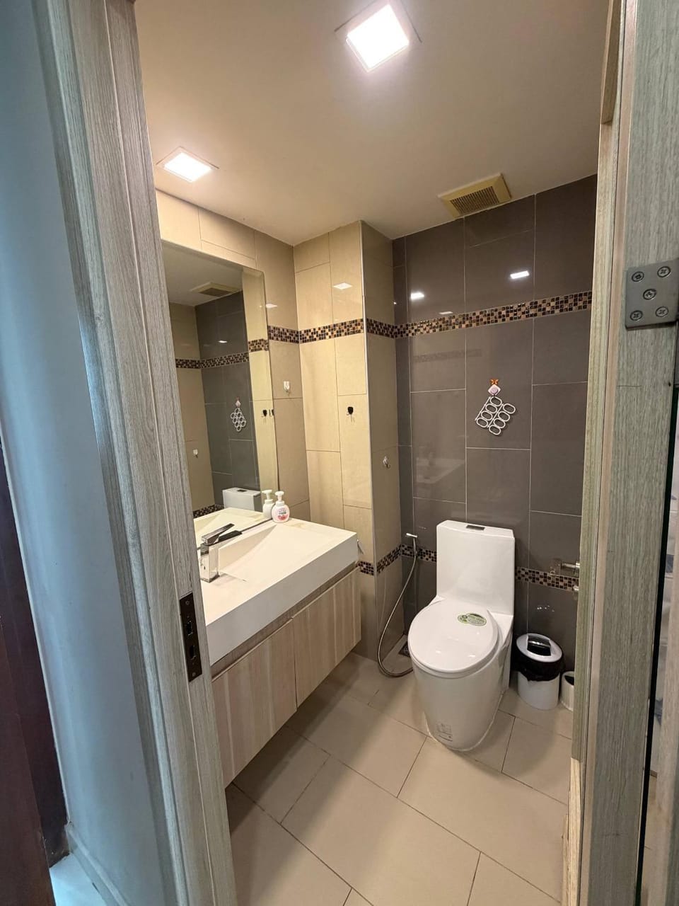 Laguna Bay 2 Apartment in Pattaya City