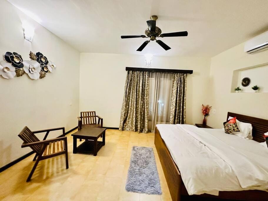 Waterfront Beach Villa In Baga with Private Pool Villa in Baga