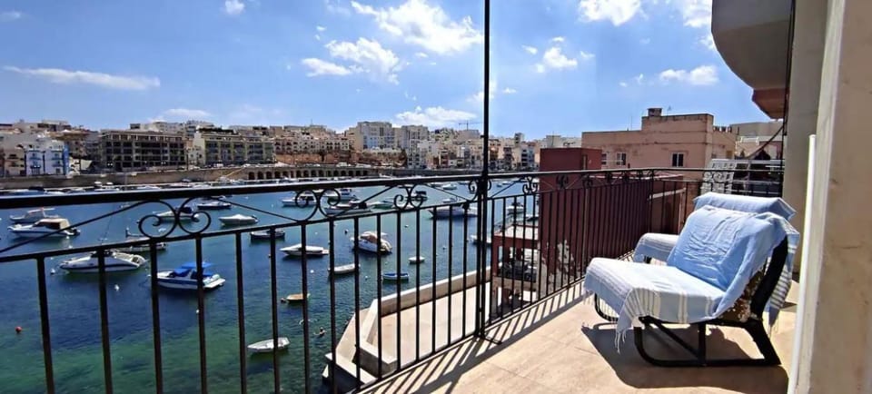 Patio, View (from property/room), Balcony/Terrace, City view, Sea view