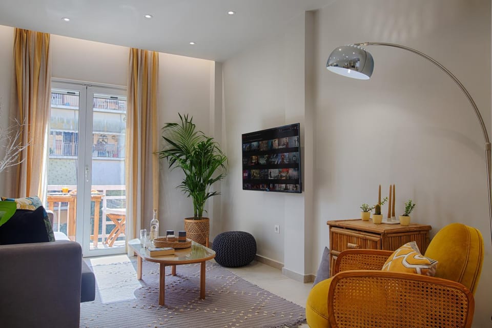 TV and multimedia, Living room, Seating area