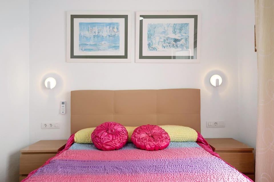 Living room, Bedroom