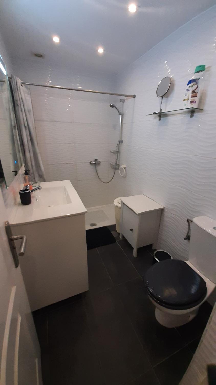 Shower, Toilet, Bathroom