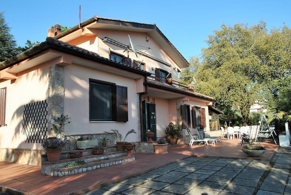 Villa Vallereale beautiful garden and private pool 9 km from Sperlonga Villa in Lazio