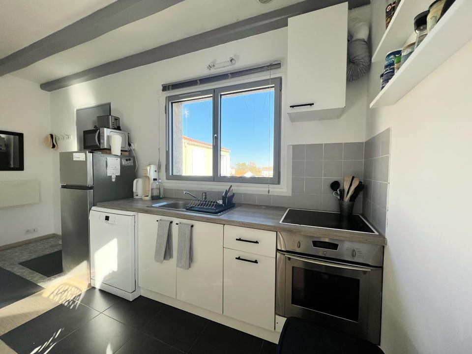 Kitchen or kitchenette, dishwasher, minibar, pet friendly, toaster