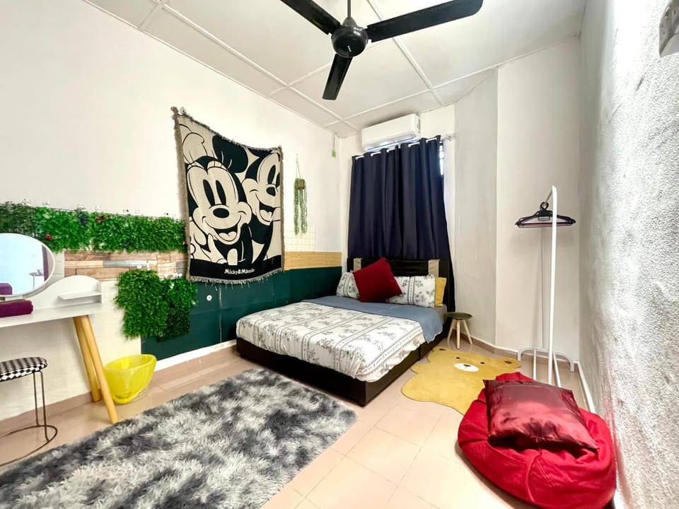 Cozy255#4pax#Wifi#NearAeonAlma#5kmtoIconCity House in Penang