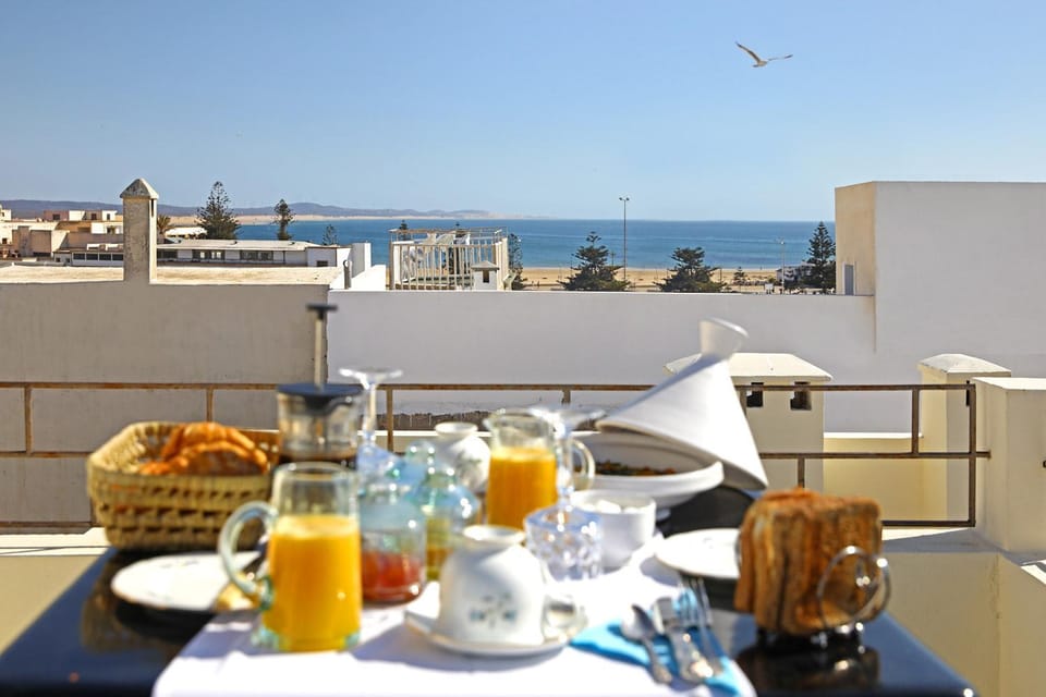 Restaurant/places to eat, Food close-up, Food close-up, Balcony/Terrace, Food and drinks, Food and drinks, Food, Food, Breakfast, Breakfast, Continental breakfast, Continental breakfast