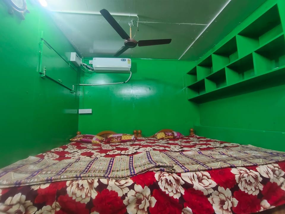 Linga Wooden Room Second floor Apartment in Tamil Nadu