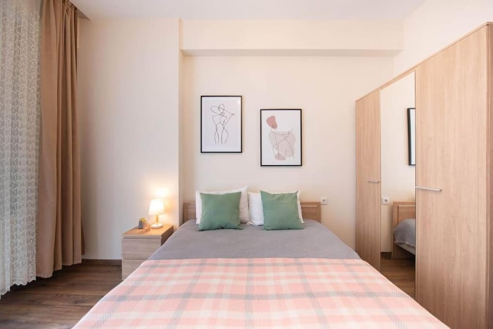 1BR Apartment - Free Parking - Self Check-in - Delisi Metro 5 Min Apartment in Tbilisi, Georgia