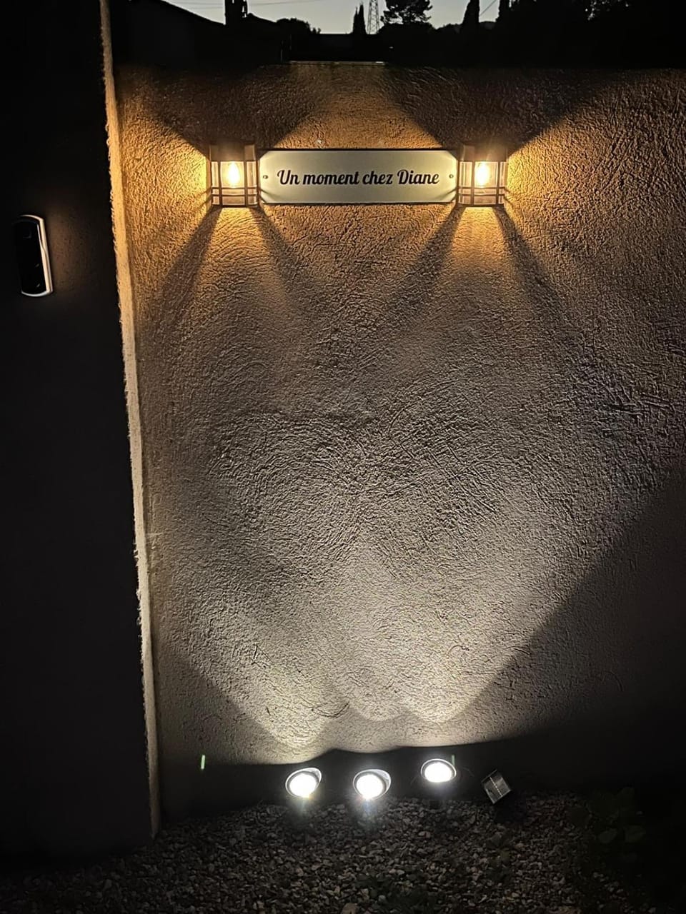 maison mitoyenne avec piscine Un moment chez Diane House in Grasse