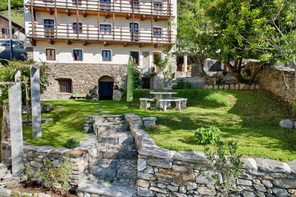 Property building, Garden, Garden view