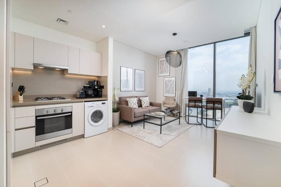Intimate Apartment with Scenic View of Dubai Creek Apartment in Dubai