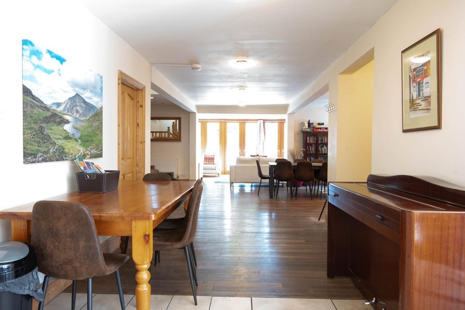 Betws Y Coed Holiday Home by Guestz House in Betws-y-Coed