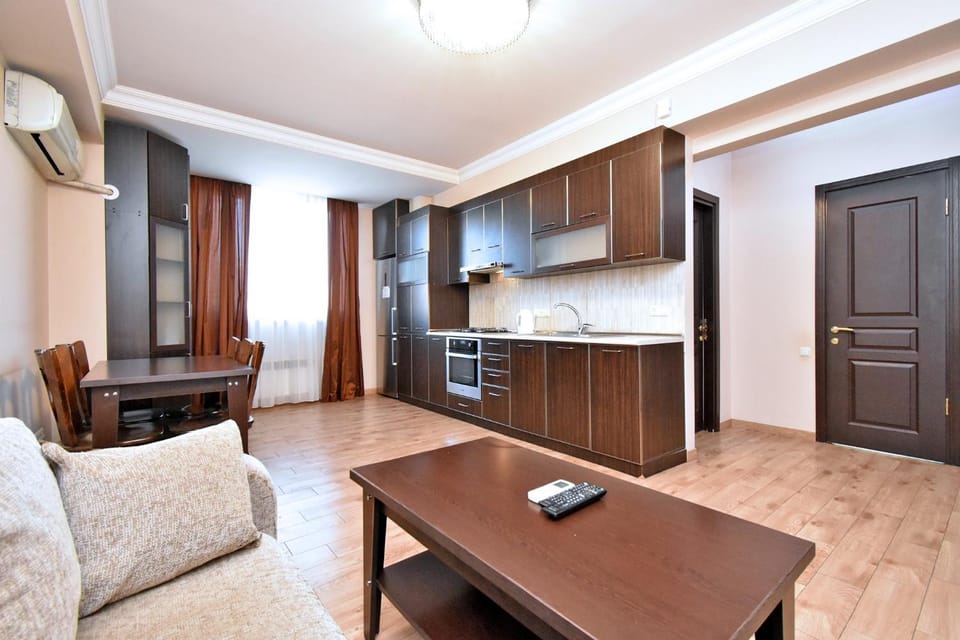 Koghbatsi street, 1 bedroom Suny, Comfy apartment KO110 Apartment in Yerevan