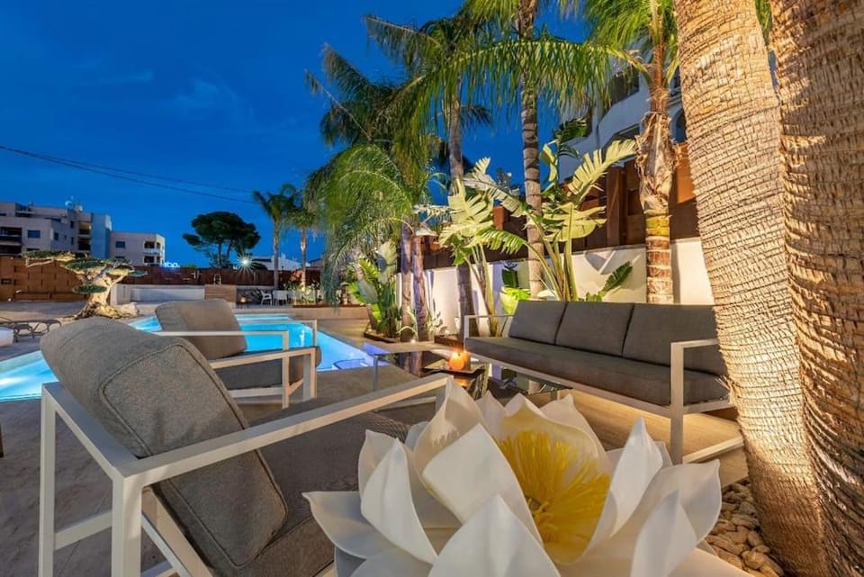 [2 min from the sea] pool, comfort and free WiFi Apartment in Miami Platja