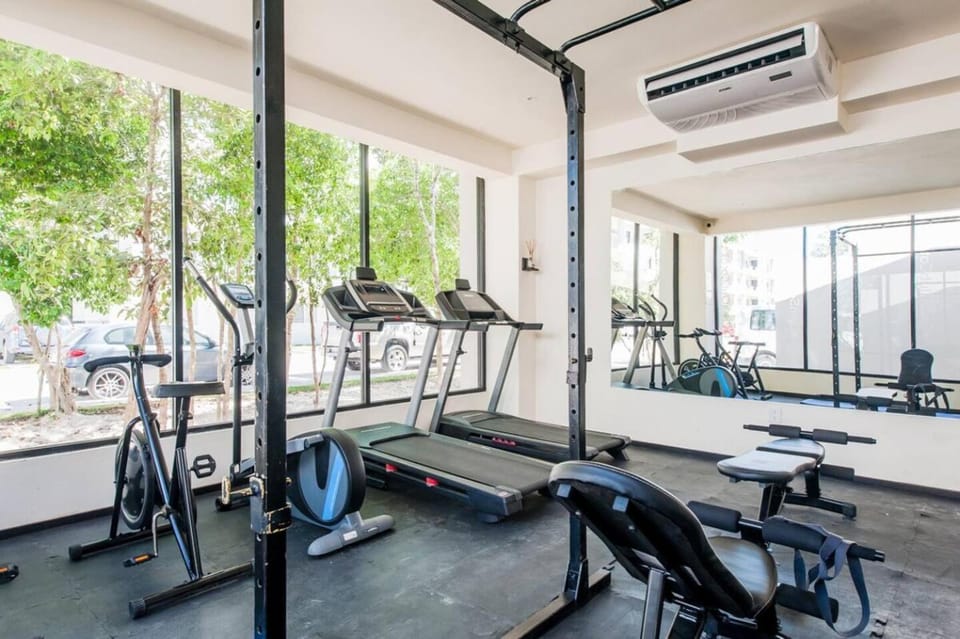 CasaChavela 10min to Beach, WIFI 500MB, Gym,Pools House in Playa del Carmen