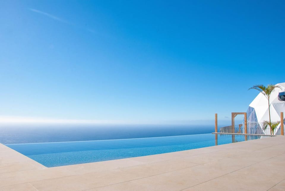 Pool view, Sea view, Swimming pool