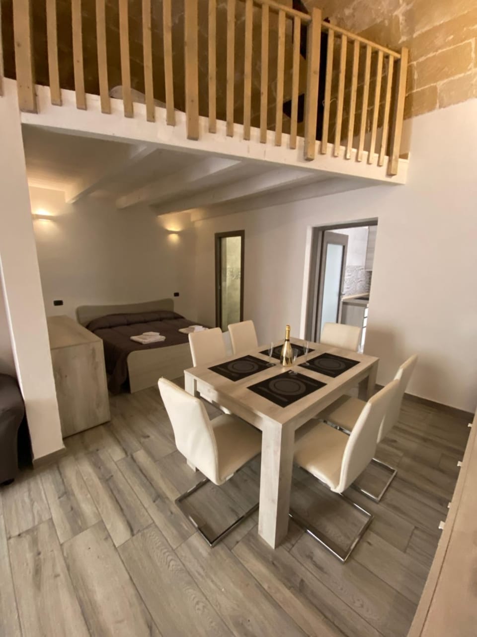 Living room, Dining area