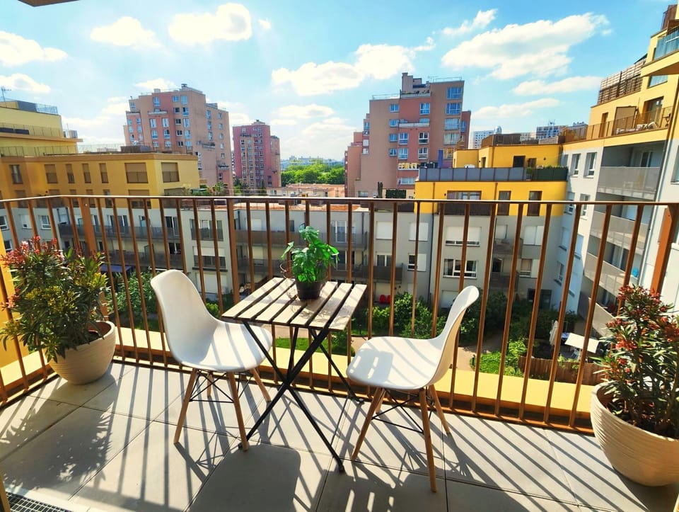 Patio, View (from property/room), Balcony/Terrace