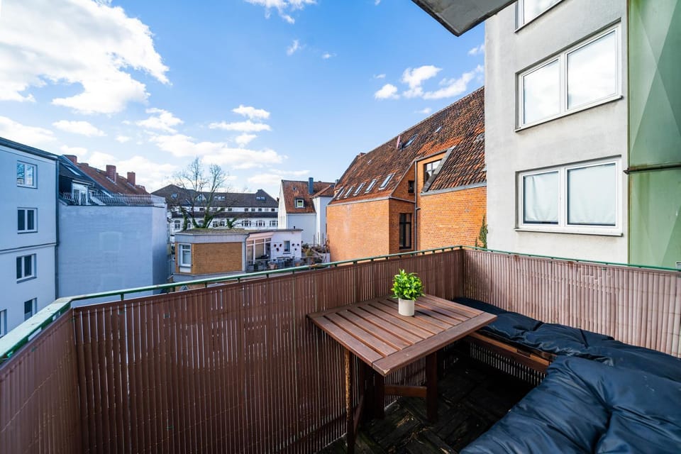 Property building, Patio, View (from property/room), Balcony/Terrace