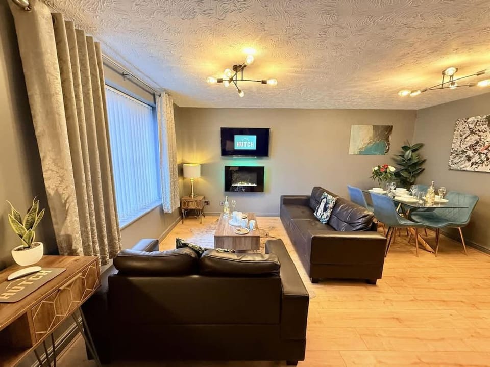 No24 - 2-bed Boutique Apartment - Hosted by Hutch Lifestyle Apartment in Royal Leamington Spa