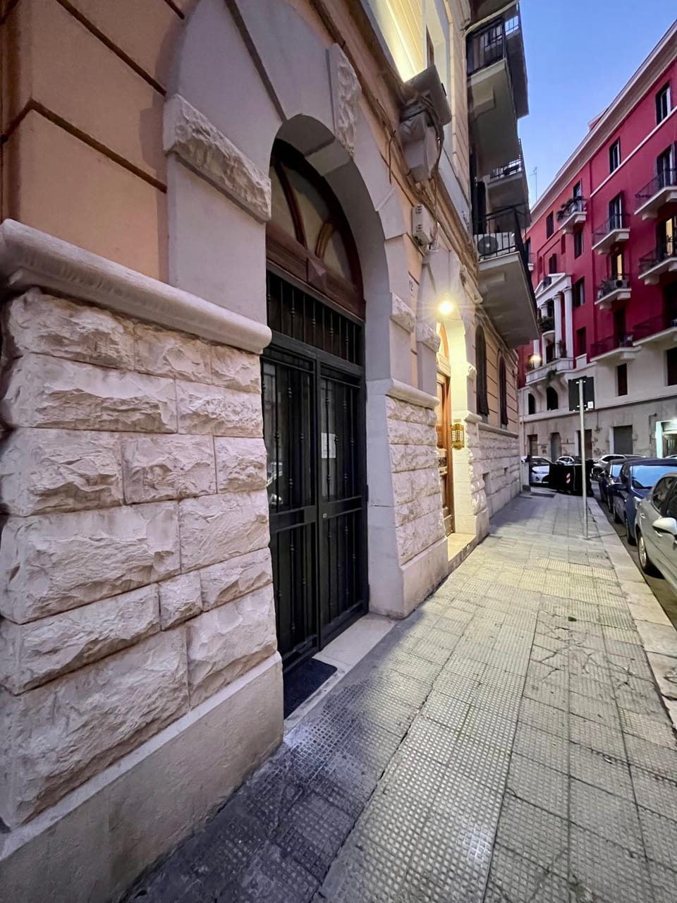 Property building, Facade/entrance