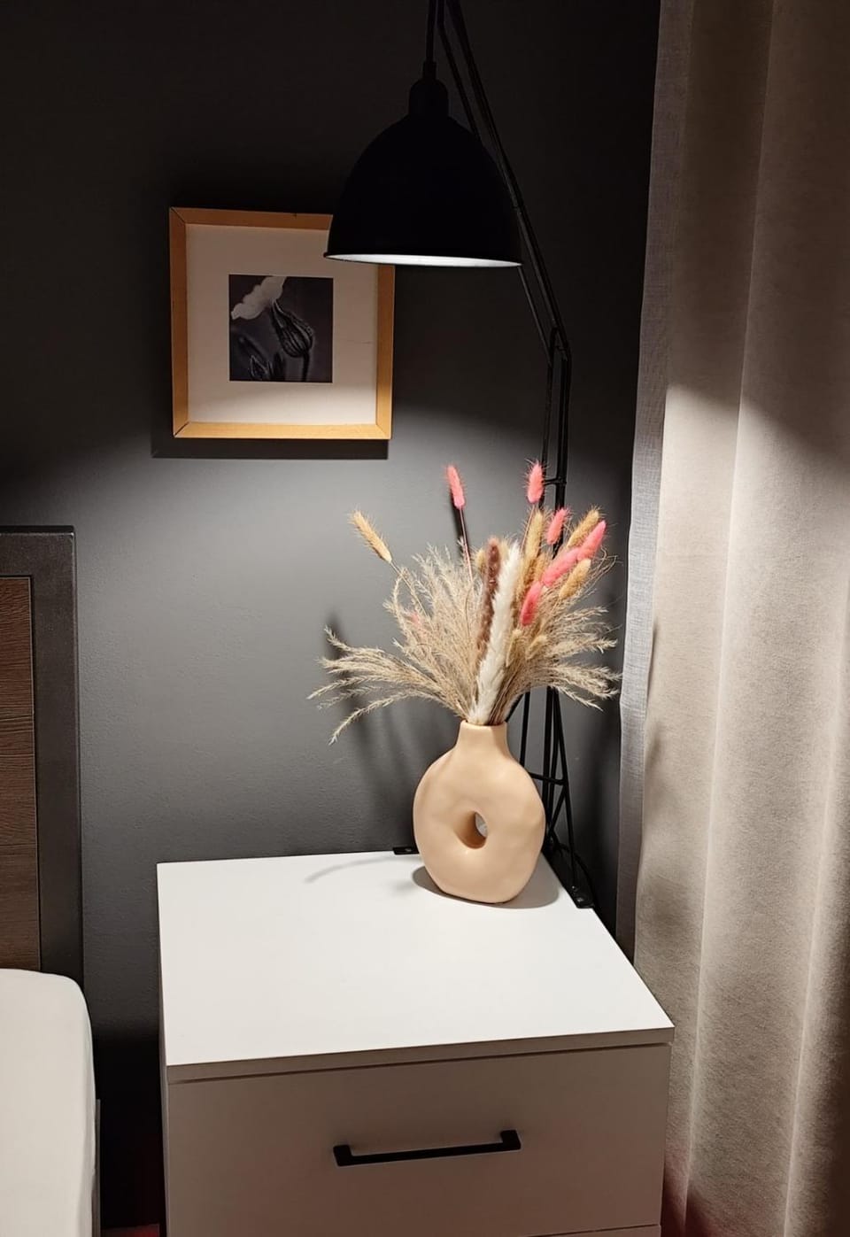 Decorative detail, Bedroom