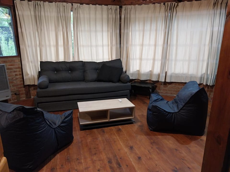 Los Rododendros Chalet in Los Lagos, Chile