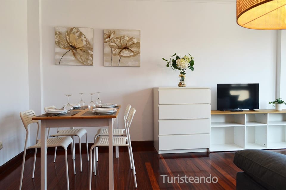 TV and multimedia, Living room, Dining area