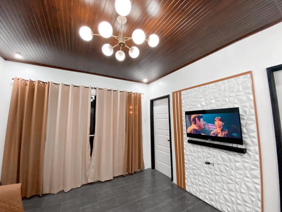 Communal lounge/ TV room, TV and multimedia, Evening entertainment
