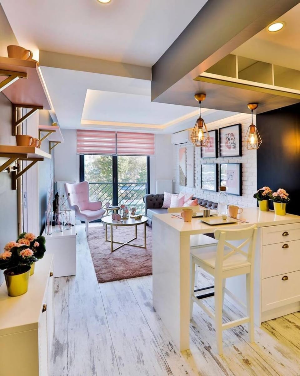 Living room, Dining area