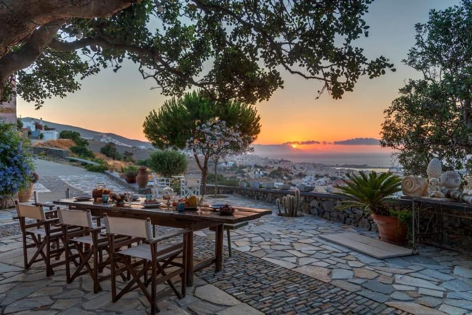 View (from property/room), Balcony/Terrace, Sunrise