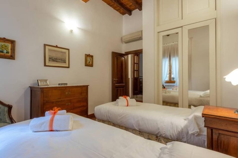 Ponte Vecchio - Appartamento Oltrarno Ruby Apartment in Florence